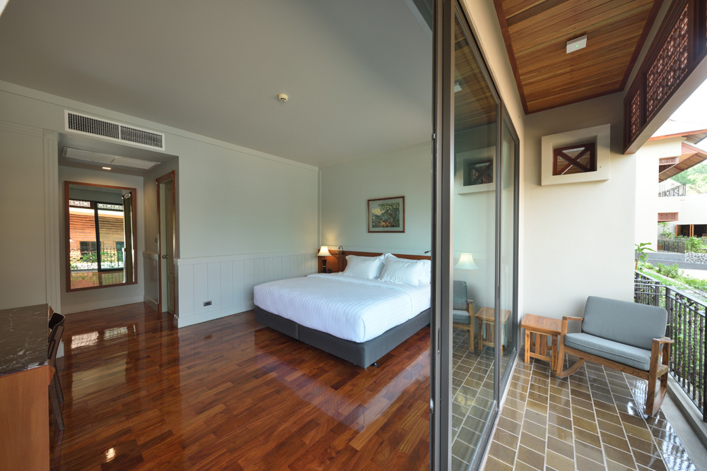 ห้องพักดีลักซ์ : ปลากาญจน์ รีสอร์ท ที่พักกาญจนบุรี